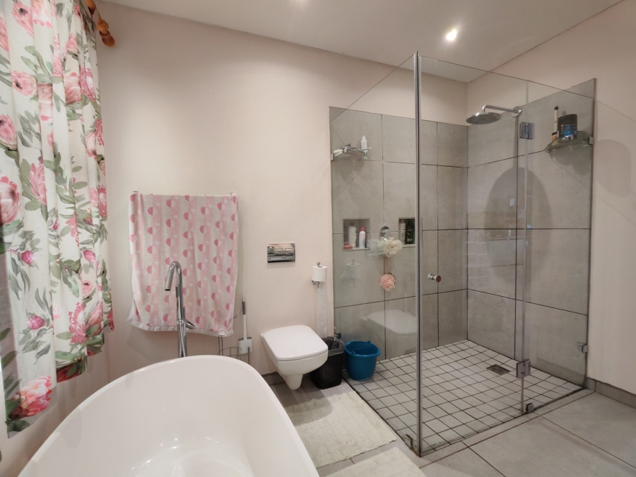 3 Bedroom Property for Sale in Cannon Rocks Eastern Cape